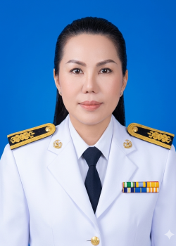 นางสาวกชพรรณ เขียวไสว